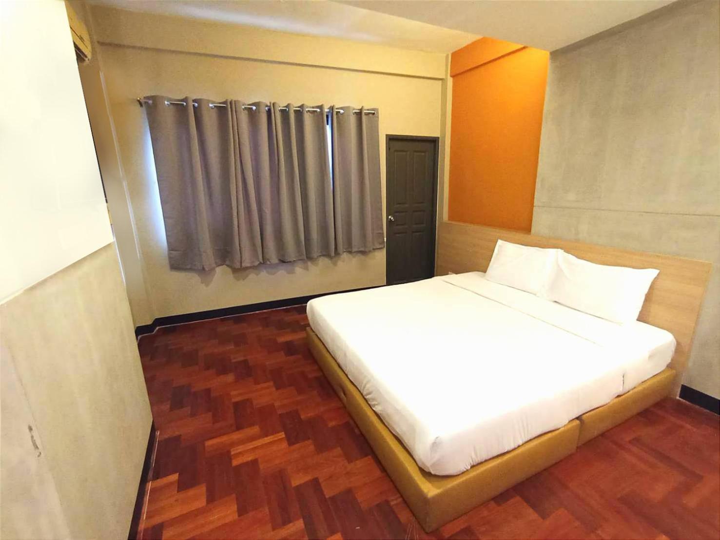Go Inn Silom โกอินน์ สีลม - สถานีรถไฟฟ้าเซนต์หลุยส์ Bangkok Dış mekan fotoğraf